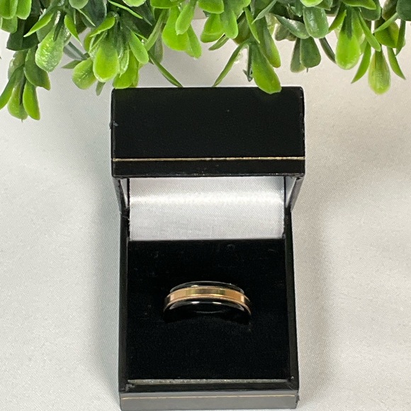 🌟14k Gold🌟 Black Triton Tungsten Carbide  Ring Size 7 -6mm wide - Picture 10 of 10